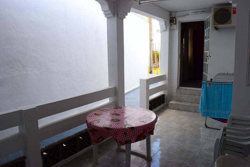 Mauri Holidays 'Budgeted Apartment' ลากูแล็ตต์ ห้อง รูปภาพ