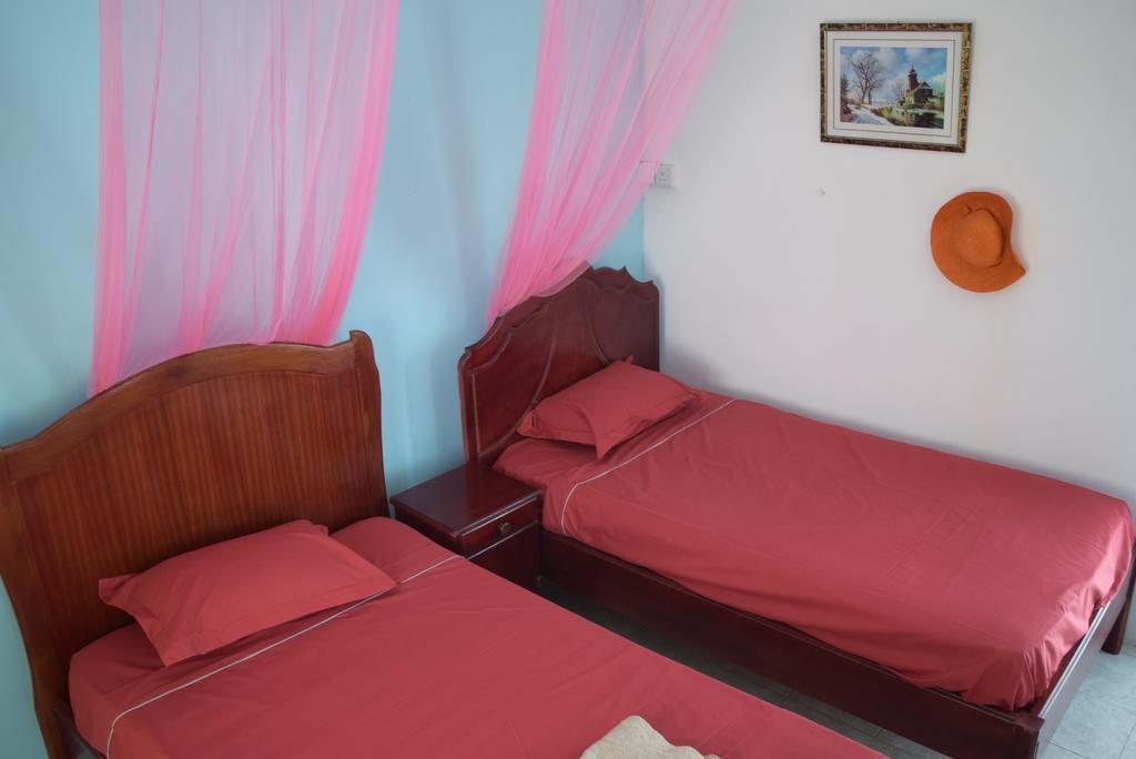 Mauri Holidays 'Budgeted Apartment' ลากูแล็ตต์ ห้อง รูปภาพ