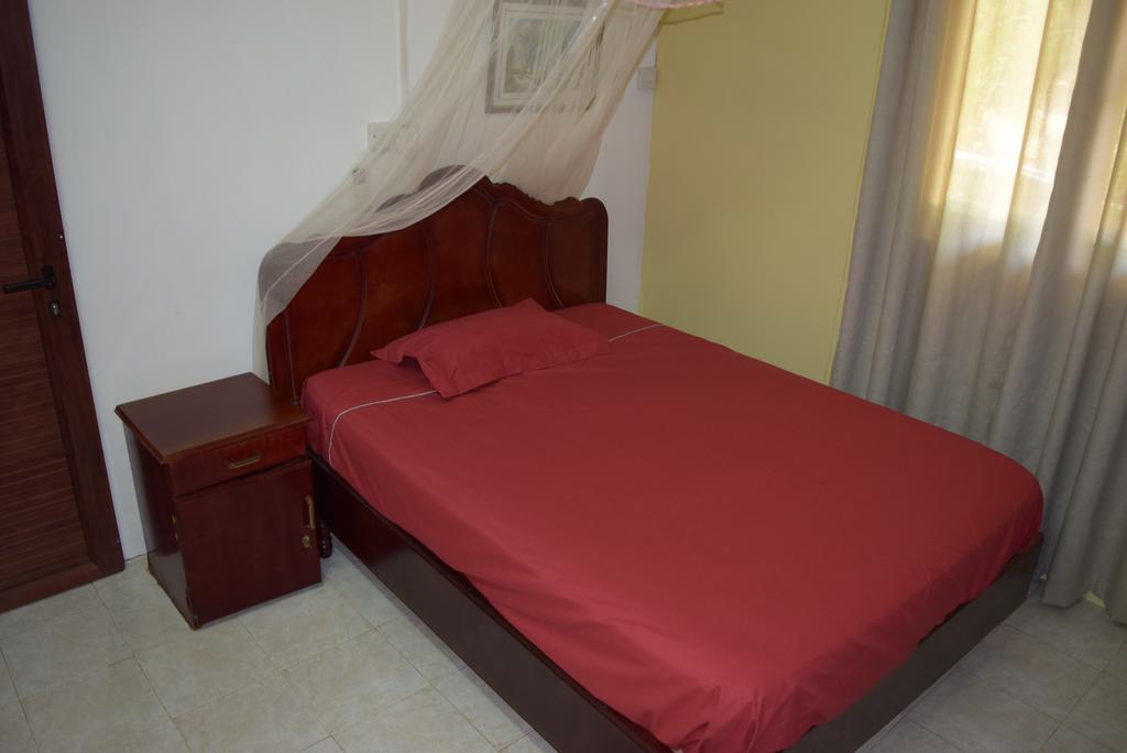 Mauri Holidays 'Budgeted Apartment' ลากูแล็ตต์ ห้อง รูปภาพ