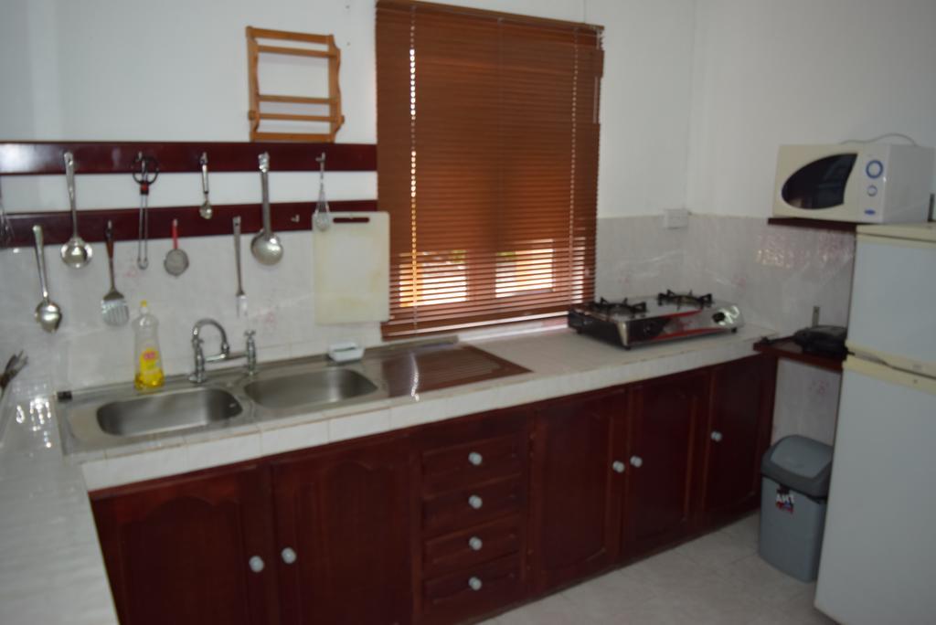 Mauri Holidays 'Budgeted Apartment' ลากูแล็ตต์ ห้อง รูปภาพ